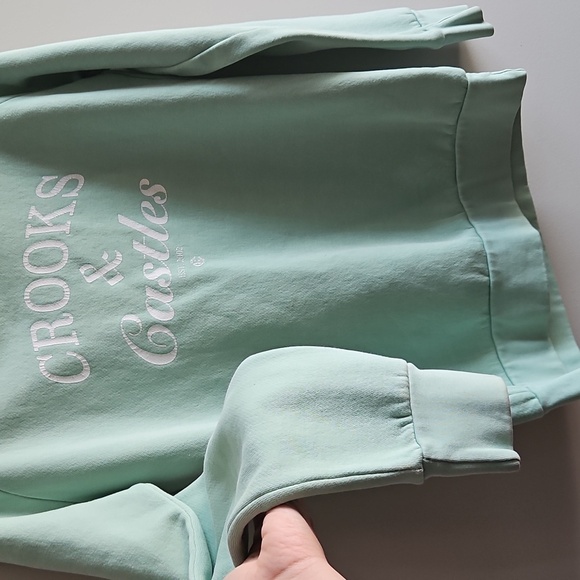 Crooks & Castles - Light Green Crewneck - Size Small - Picture 3 of 4